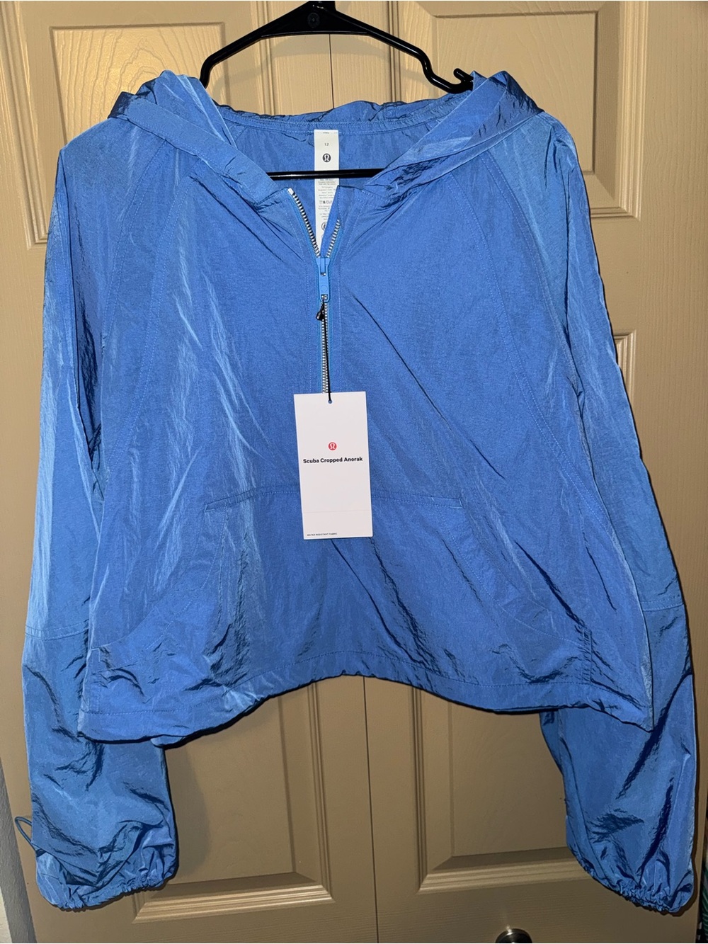 Lululemon Scuba Cropped Hooded Anorak Jacket - Size 12 in Pool Party